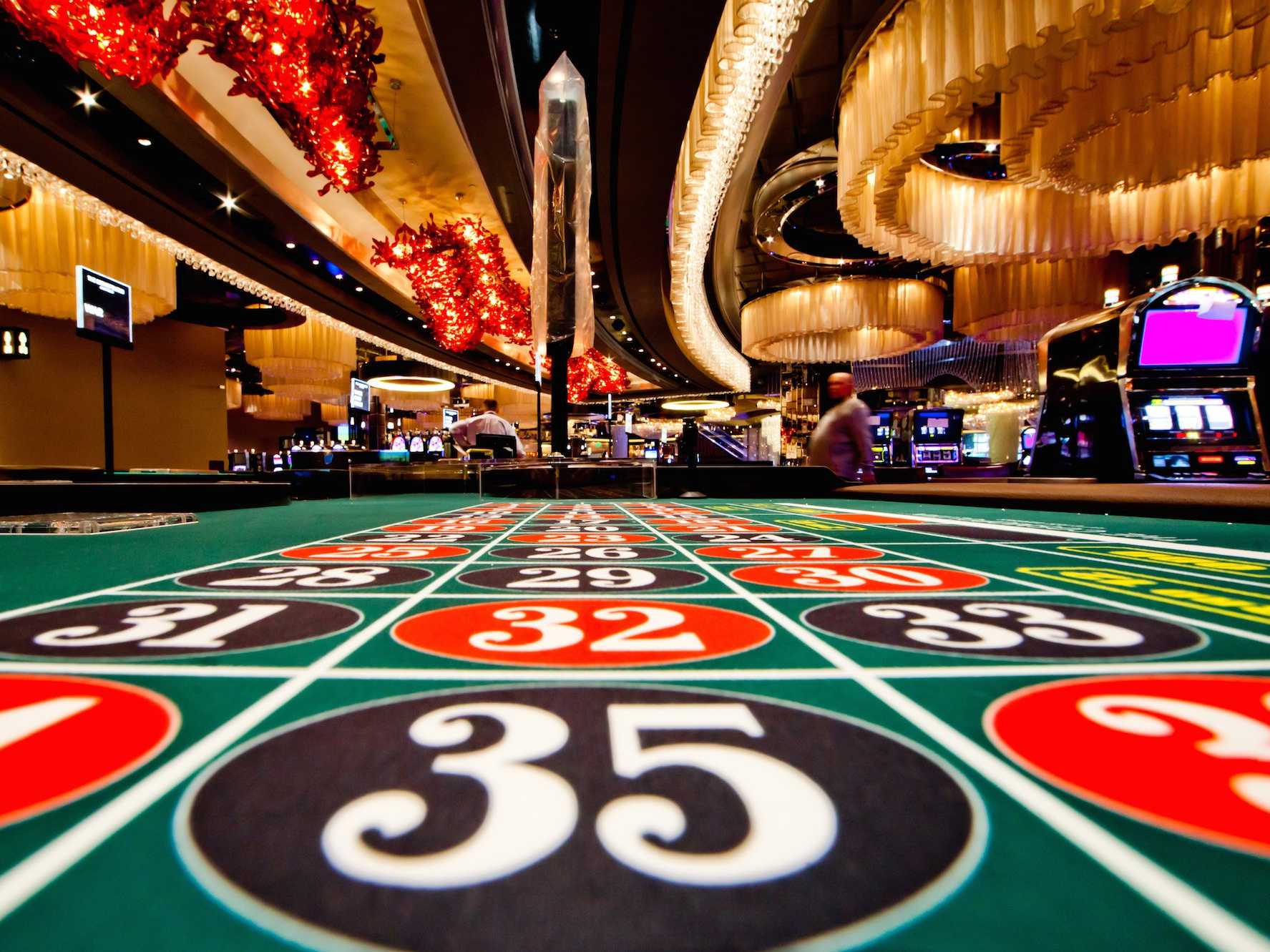 Canlı Casino Trendleri: Dijital Bahis Deneyimini Yeniden Tanımlıyor